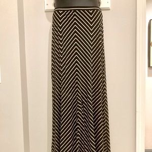 Ann Taylor chevron pattern maxi skirt